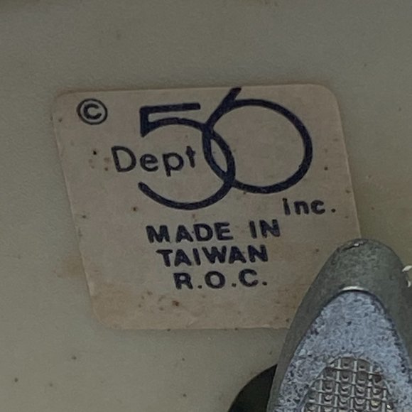 Snow Globe Dept. 56 Music Christmas Themed "Deck the Halls" Vintage - Picture 12 of 12